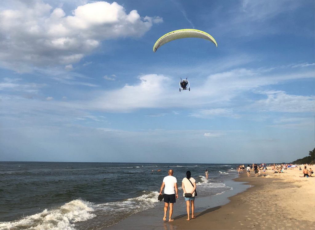 Read more about the article Jak bezpiecznie zarezerwować nocleg nad morzem?